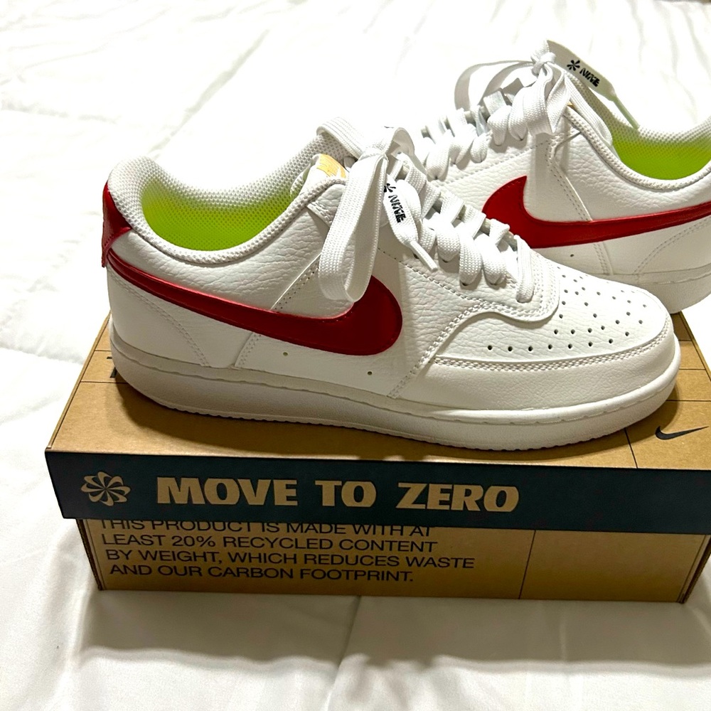 Brand new with box Nike courts vision lo. White w/red